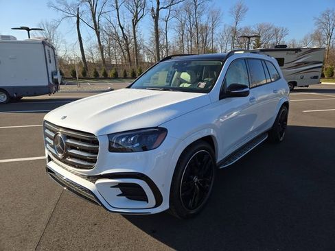New 2026 Mercedes-Benz GLS 450 4MATIC image 6