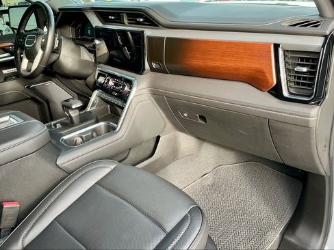 Used 2022 GMC Sierra 1500 Denali image 25