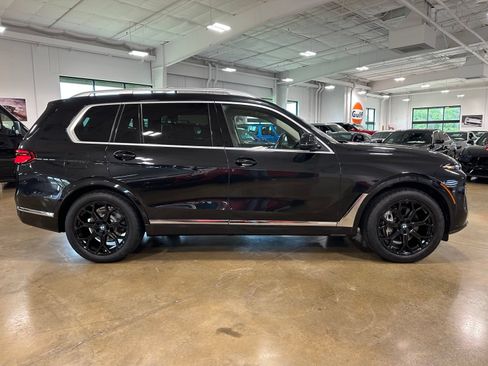 Used 2023 BMW X7 xDrive40i AWD/4WD image 10