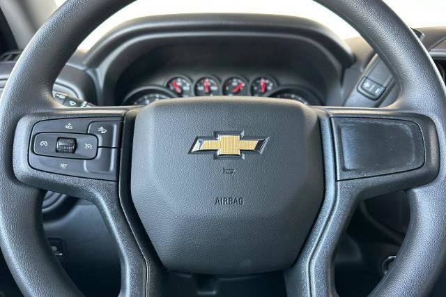 New 2026 Chevrolet Silverado 1500 Custom w/ LPO, Dark Essentials Package RWD image 25