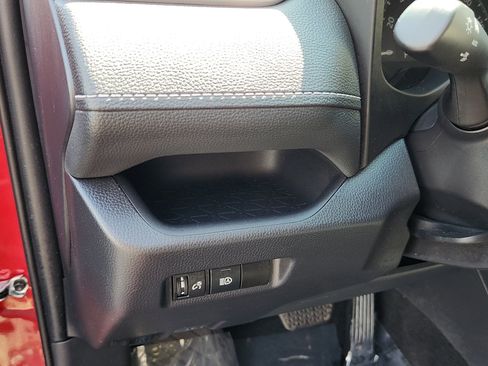 Certified 2025 Toyota RAV4 XLE AWD/4WD image 12