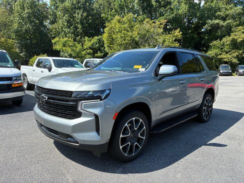 Used 2023 Chevrolet Tahoe RST w/ Luxury Package RWD image 2