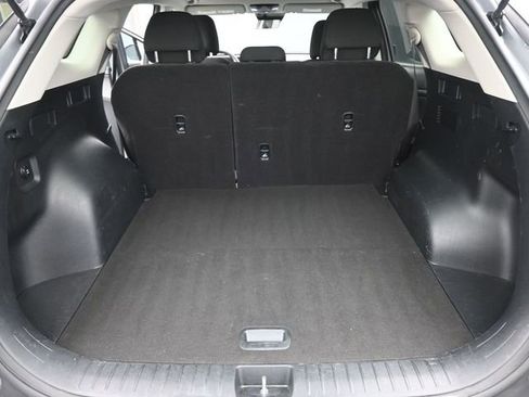 Used 2025 Kia Sportage LX FWD image 10