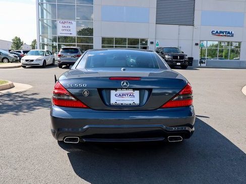 Used 2011 Mercedes-Benz SL 550 image 13