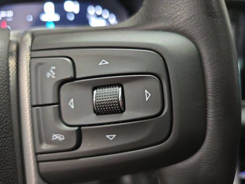 Used 2022 GMC Yukon XL Denali AWD/4WD image 19