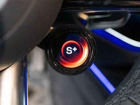 Certified 2026 Mercedes-Benz E 53 AMG e 4MATIC Sedan image 22