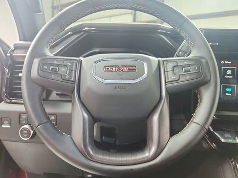 Used 2025 GMC Sierra 2500 AT4 w/ AT4 Premium Plus Package AWD/4WD image 25