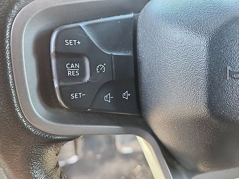 Used 2023 Ford Bronco Black Diamond AWD/4WD image 10