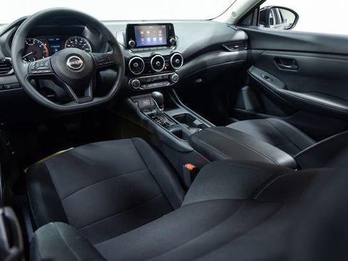 Used 2025 Nissan Sentra S FWD image 20