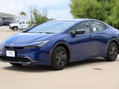 New 2026 Toyota Prius LE
