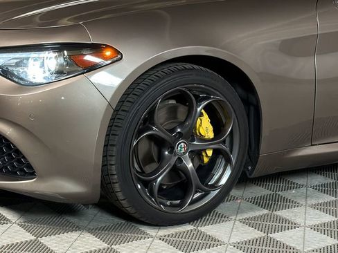 Used 2019 Alfa Romeo Giulia Ti Sport w/ Quick Order Package 22S Sport image 4