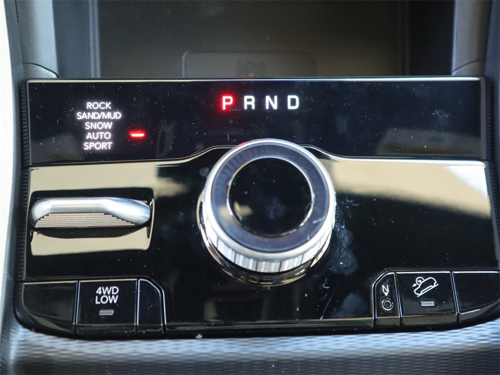Used 2023 Jeep Grand Cherokee 4WD 4xe w/ Luxury Tech Group II image 15