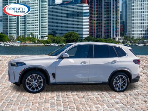 Used 2026 BMW X5 sDrive40i RWD image 8