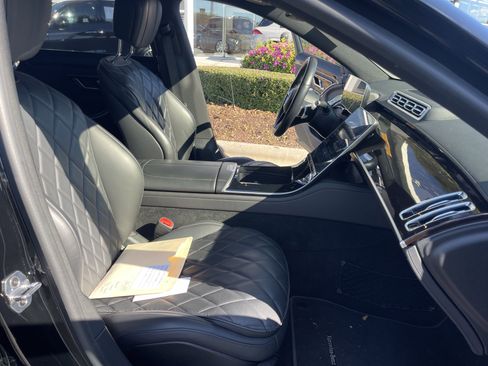 Certified 2022 Mercedes-Benz S 580 4MATIC Sedan image 33
