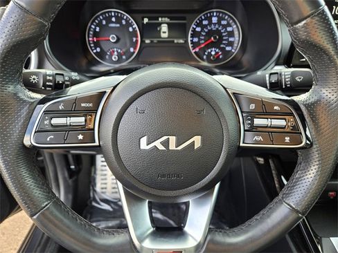 Used 2024 Kia Forte GT-Line image 19