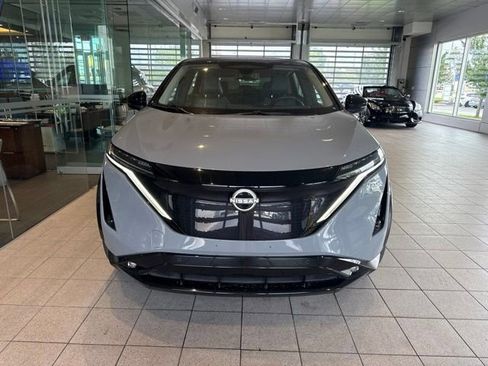 Used 2023 Nissan Ariya AWD/4WD image 8