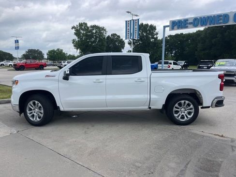 Used 2025 Chevrolet Silverado 1500 LT w/ Z71 Off-Road Package AWD/4WD image 4