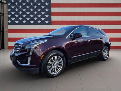 Used 2017 Cadillac XT5 Luxury image 1