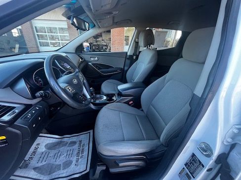 Used 2014 Hyundai Santa Fe Sport image 6