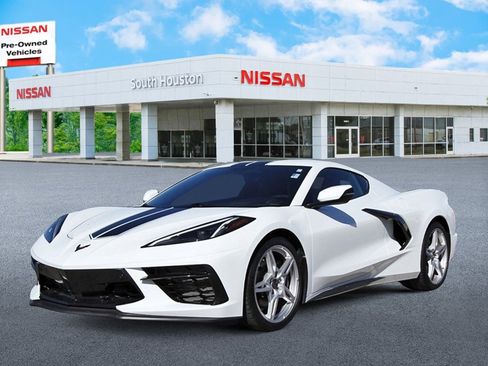 Used 2020 Chevrolet Corvette Stingray Preferred Cpe w/ 2LT Preferred Equipment Group image 2