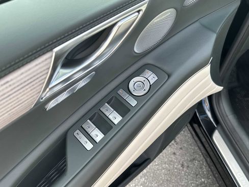 New 2026 Genesis GV80 2.5T Prestige image 15