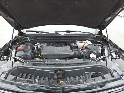 Used 2025 Chevrolet Suburban RST image 77