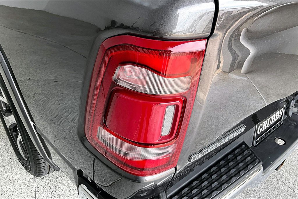 Used 2022 RAM 1500 Laramie AWD/4WD image 36