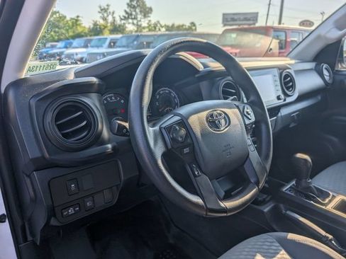 Used 2023 Toyota Tacoma SR AWD/4WD image 30