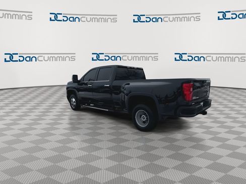 Used 2022 Chevrolet Silverado 3500 High Country image 7