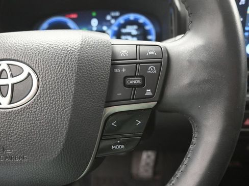 Used 2025 Toyota Camry XSE w/ Premium Package FWD image 7