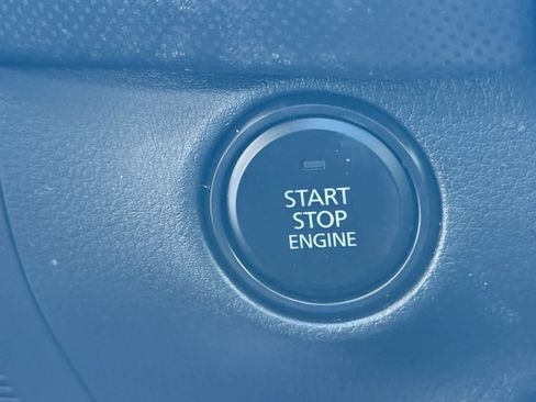 Used 2025 MAZDA CX-50 AWD 2.5 S w/ Premium Package image 16