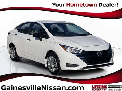 Used 2025 Nissan Versa S w/ Trunk Package