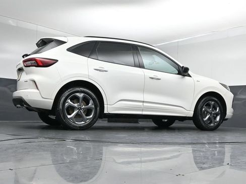 Certified 2024 Ford Escape ST-Line w/ Tech Pack #1 AWD/4WD image 44