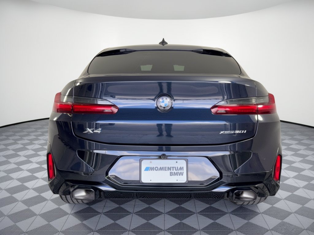 Used 2024 BMW X4 xDrive30i w/ M Sport Package AWD/4WD image 11