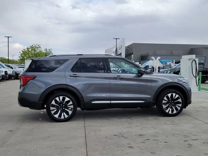 Certified 2025 Ford Explorer Platinum w/ LUX Leather Package