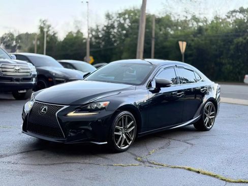 Used 2014 Lexus IS 250 w/ F-Sport Package RWD image 4