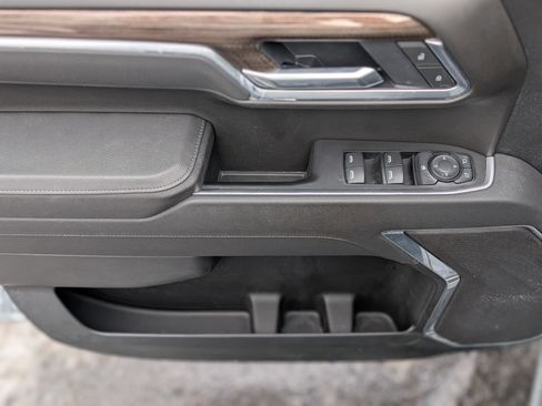 Used 2025 Chevrolet Silverado 1500 LT image 26