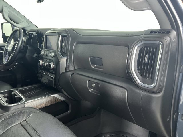 Certified 2020 GMC Sierra 2500 Denali w/ Denali Ultimate Package AWD/4WD image 30