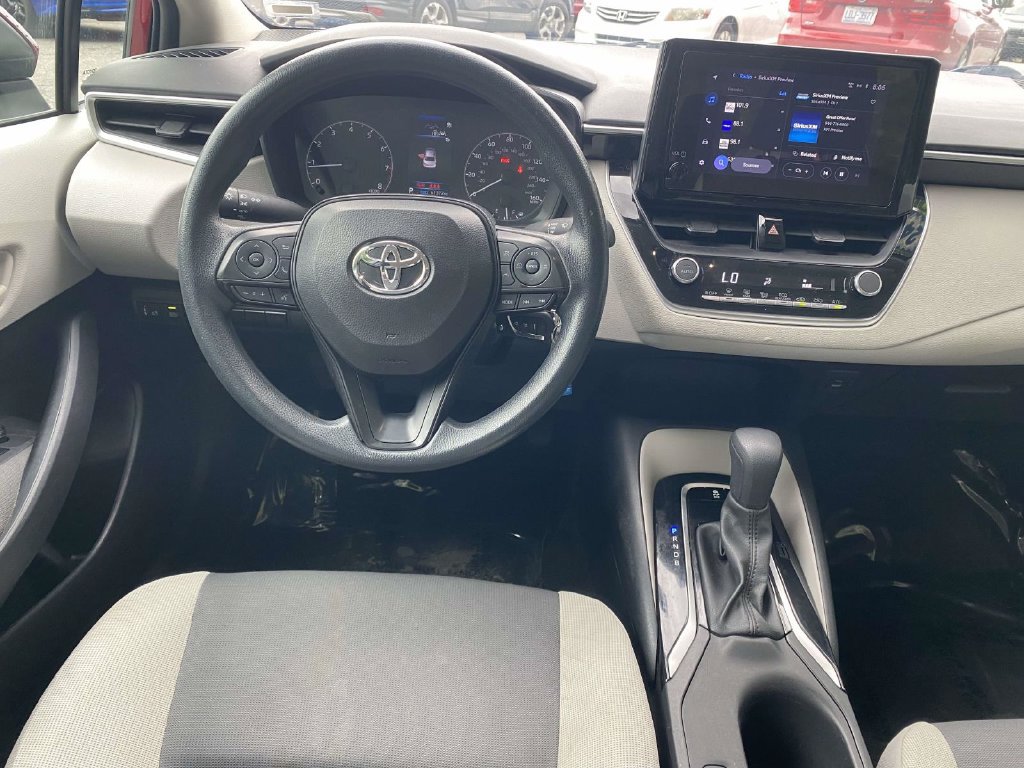 Used 2024 Toyota Corolla LE FWD image 9