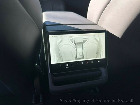 Used 2024 Tesla Model 3 Performance image 23