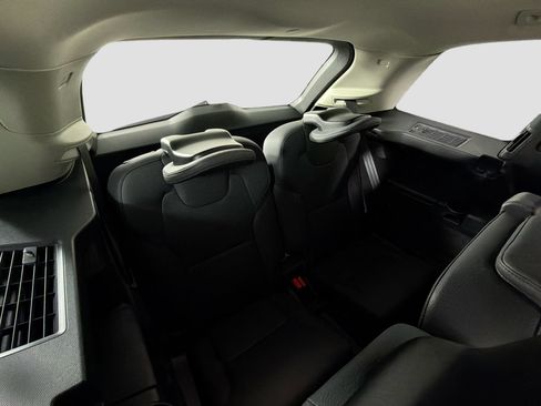 Certified 2023 Volvo XC90 B6 Core AWD/4WD image 27