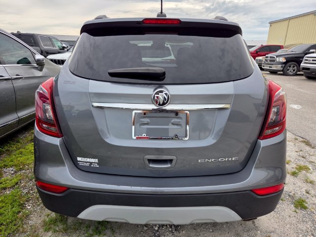 Used 2020 Buick Encore Essence FWD image 4