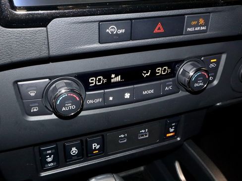 Certified 2024 Nissan Frontier SV w/ Technology Package image 33