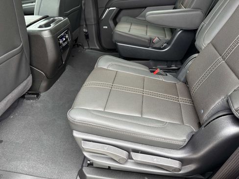 New 2026 Chevrolet Tahoe High Country w/ Sun And Tow Package AWD/4WD image 10