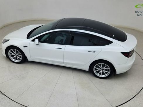 Used 2022 Tesla Model 3 Long Range AWD/4WD image 79