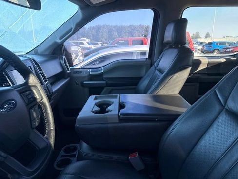Used 2015 Ford F150 XLT w/ Equipment Group 302A Luxury AWD/4WD image 9