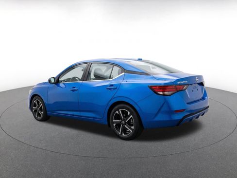 Used 2025 Nissan Sentra SV FWD image 7