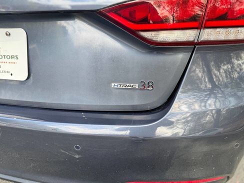 Used 2015 Hyundai Genesis 3.8 w/ Option Group 03 image 5