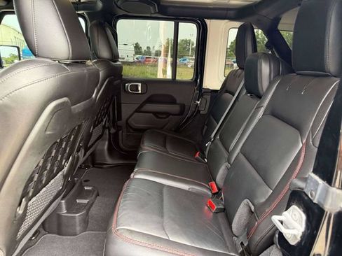 Used 2021 Jeep Wrangler Unlimited Rubicon w/ Uconnect 4C Nav & Sound Group AWD/4WD image 15