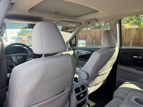 Used 2021 Honda Pilot Special Edition image 25